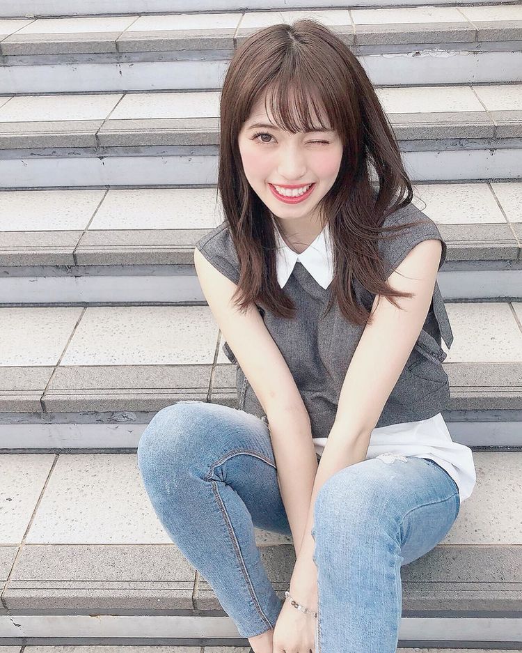 龅牙美女《村岛未悠》写真作品 完美无死角的车灯真的好亮！ - 吾享客