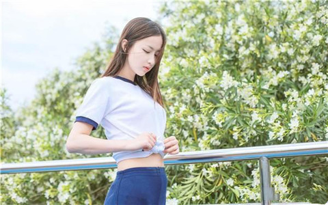 女生女朋友说好无聊 教你幽默机智回复 - 吾享客